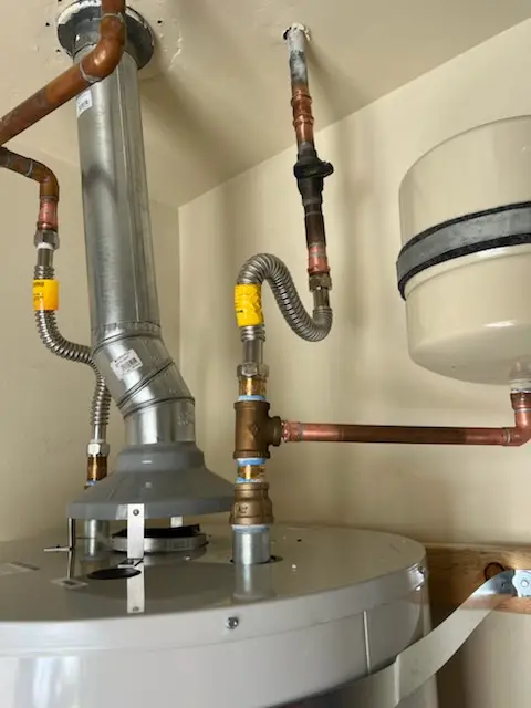 Water heater installation and plumbing repair in Briggs-Chaney Estates